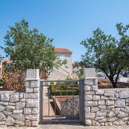 Apartments Batinic Supetar Exterior foto