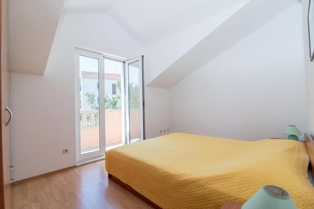 Apartments Batinic Supetar Exterior foto